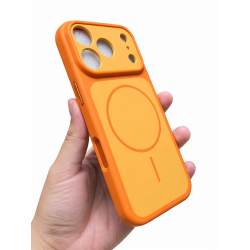 Funda para iPhone 17 Pro color naranja (soporta carga inalámbrica)
